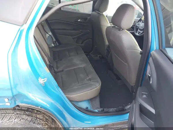 KL77LKEP6SC159031 2025 CHEVROLET TRAX - Image 8
