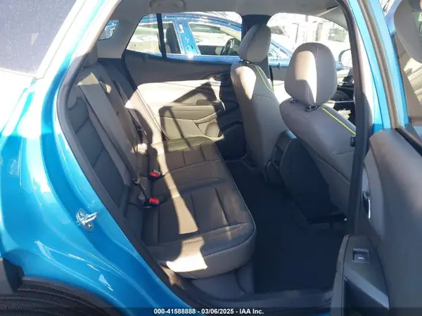 KL77LKEP6SC168747 2025 CHEVROLET TRAX - Image 8