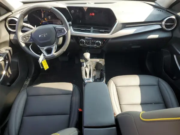 KL77LKEP6SC200726 2025 CHEVROLET TRAX - Image 8