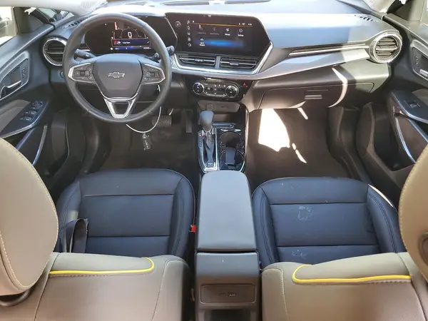 KL77LKEP6SC212830 2025 CHEVROLET TRAX - Image 8
