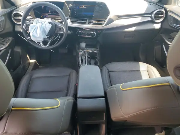 KL77LKEP6SC294767 2025 CHEVROLET TRAX - Image 8