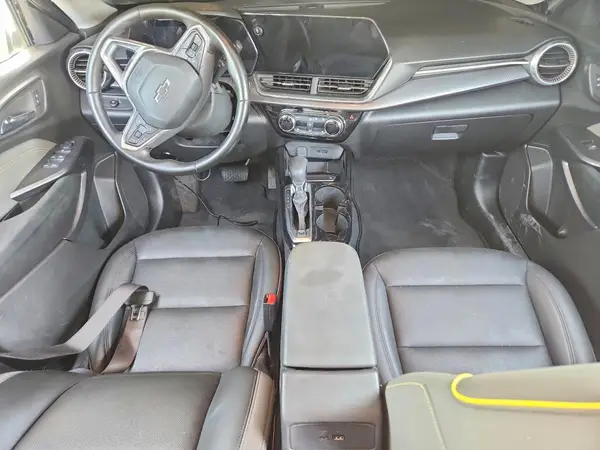 KL77LKEP6SC301118 2025 CHEVROLET TRAX - Image 8