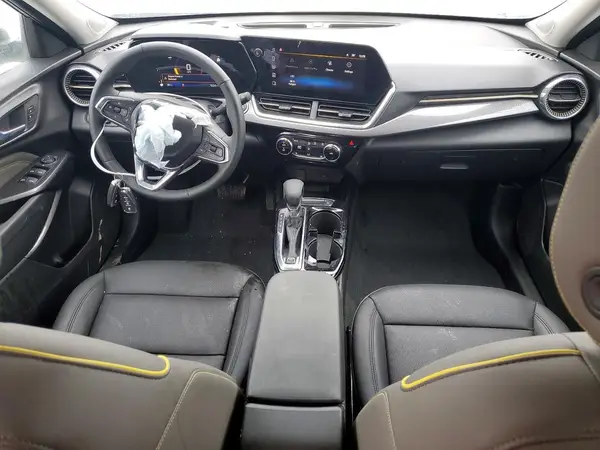 KL77LKEP6SC327959 2025 CHEVROLET TRAX - Image 8