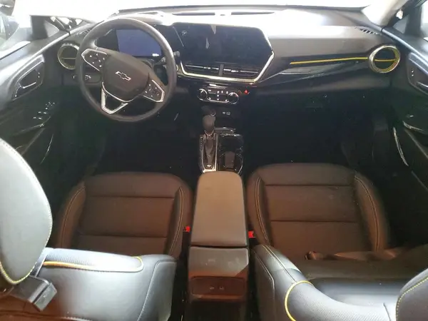 KL77LKEP6SC328853 2025 CHEVROLET TRAX - Image 8