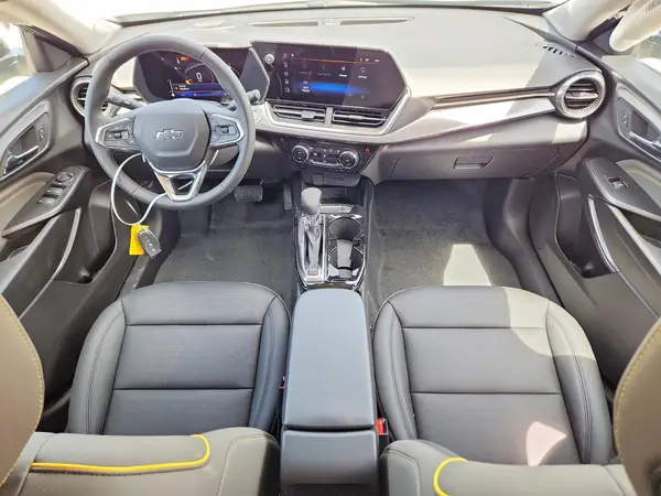 KL77LKEP6TC124250 2026 CHEVROLET TRAX - Image 8
