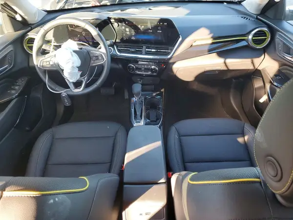 KL77LKEP7SC050934 2025 CHEVROLET TRAX - Image 8