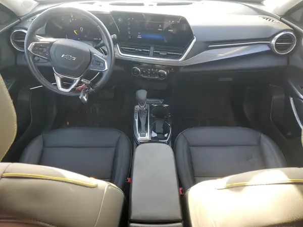 KL77LKEP7SC052490 2025 CHEVROLET TRAX - Image 8