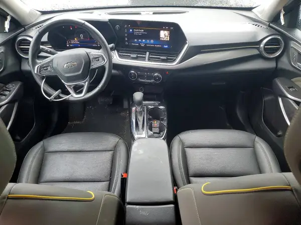 KL77LKEP7SC079561 2025 CHEVROLET TRAX - Image 8