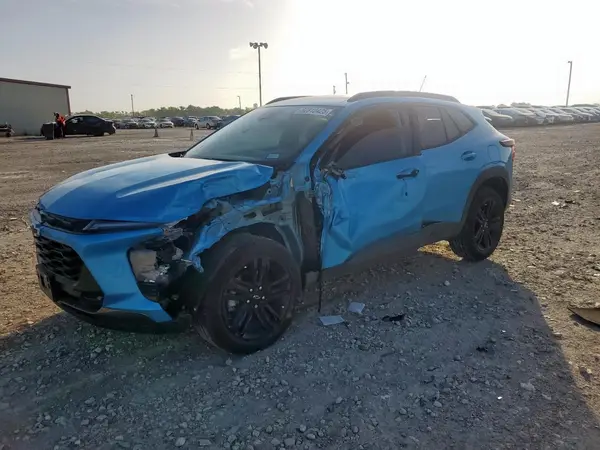 KL77LKEP7SC121596 2025 CHEVROLET TRAX - Image 1