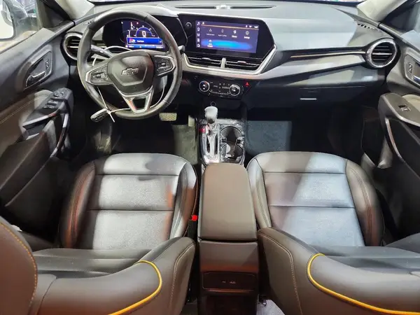 KL77LKEP7SC173861 2025 CHEVROLET TRAX - Image 8