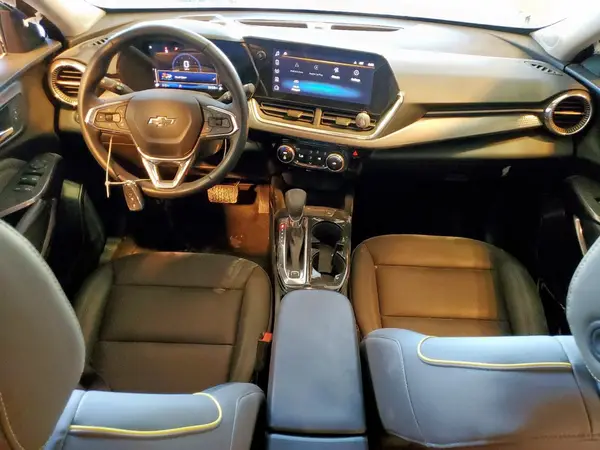KL77LKEP7SC189784 2025 CHEVROLET TRAX - Image 8