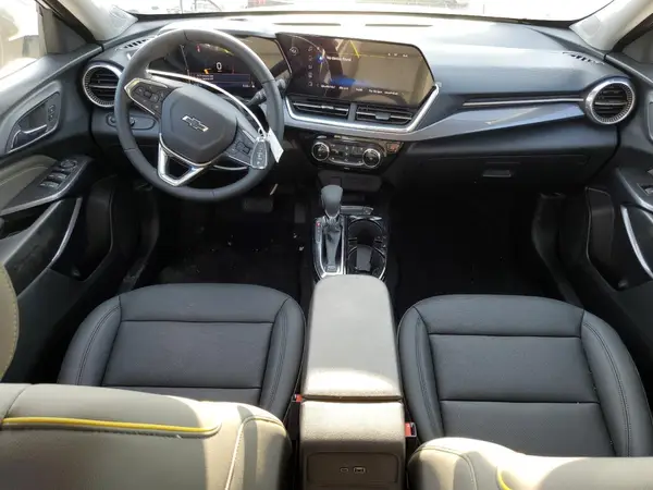 KL77LKEP7SC203120 2025 CHEVROLET TRAX - Image 8