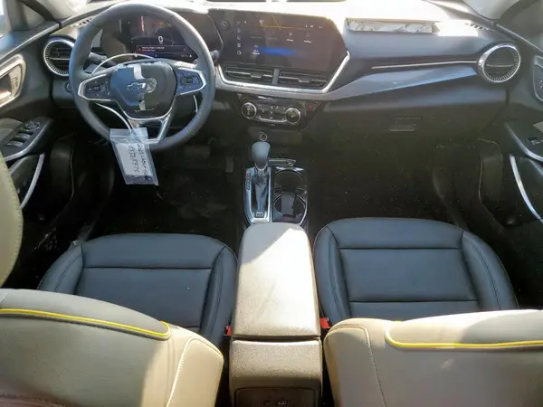 KL77LKEP7SC217745 2025 CHEVROLET TRAX - Image 8