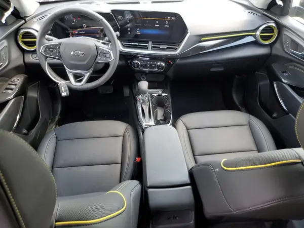 KL77LKEP7SC276083 2025 CHEVROLET TRAX - Image 8