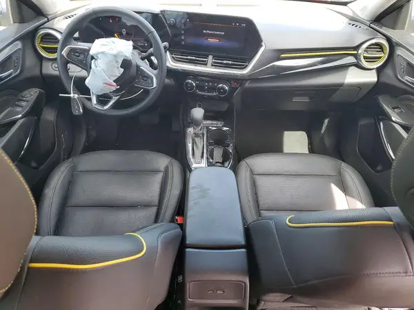 KL77LKEP7SC289755 2025 CHEVROLET TRAX - Image 8