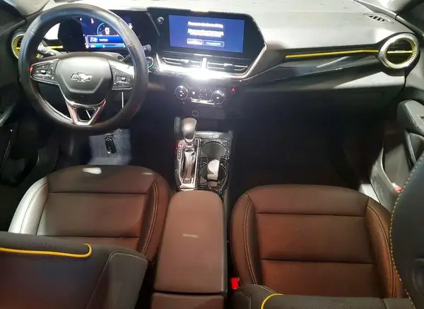 KL77LKEP7SC310295 2025 CHEVROLET TRAX - Image 8