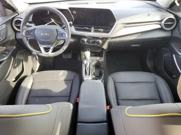 KL77LKEP8SC007705 2025 CHEVROLET TRAX - Image 8