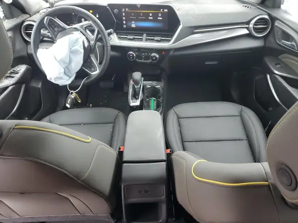 KL77LKEP8SC019949 2025 CHEVROLET TRAX - Image 8