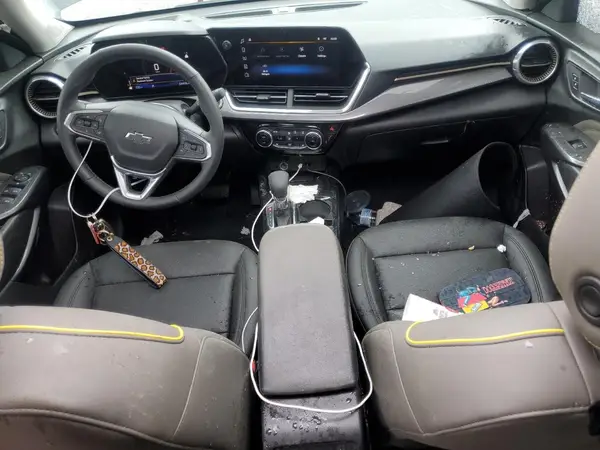 KL77LKEP8SC021491 2025 CHEVROLET TRAX - Image 8