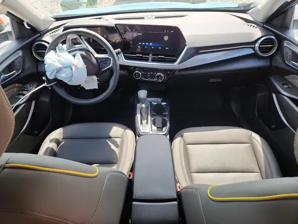 KL77LKEP8SC031924 2025 CHEVROLET TRAX - Image 8
