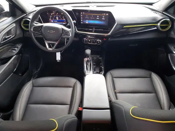 KL77LKEP8SC035214 2025 CHEVROLET TRAX - Image 8