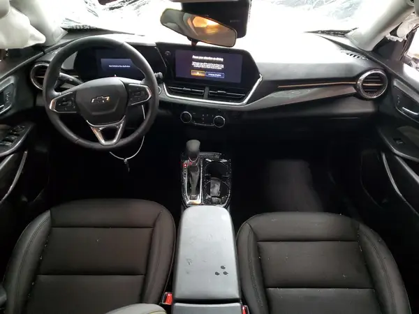 KL77LKEP8SC050909 2025 CHEVROLET TRAX - Image 8