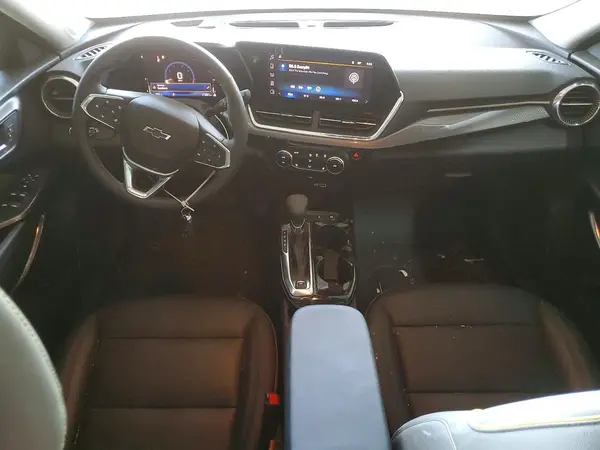 KL77LKEP8SC063434 2025 CHEVROLET TRAX - Image 8