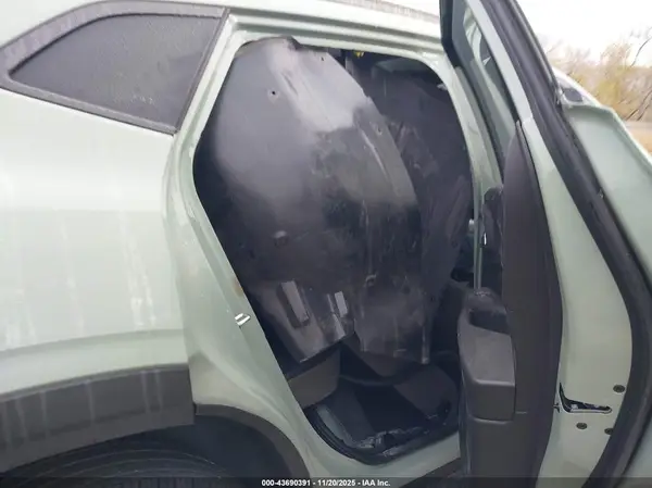KL77LKEP8SC096708 2025 CHEVROLET TRAX - Image 8
