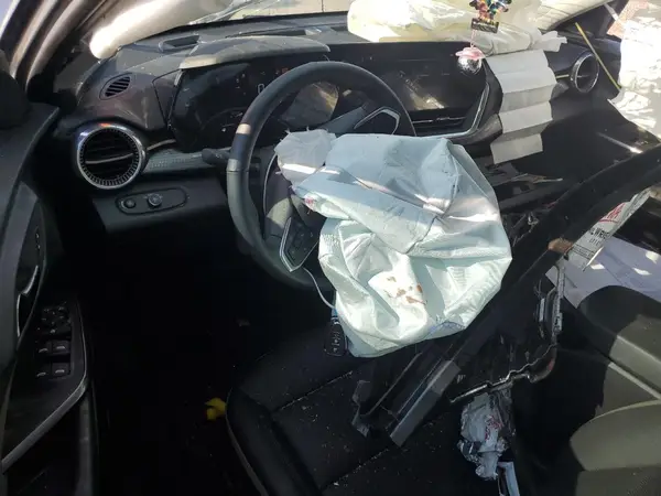 KL77LKEP8SC175828 2025 CHEVROLET TRAX - Image 8