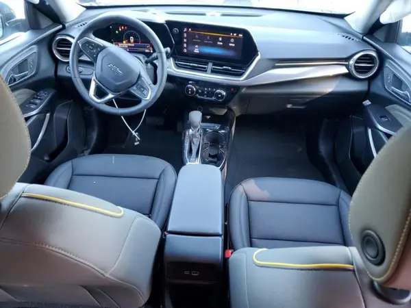 KL77LKEP8SC267506 2025 CHEVROLET TRAX - Image 8