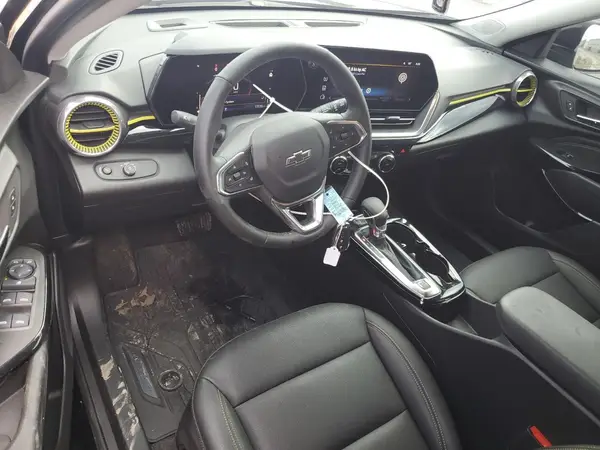 KL77LKEP9SC010435 2025 CHEVROLET TRAX - Image 8