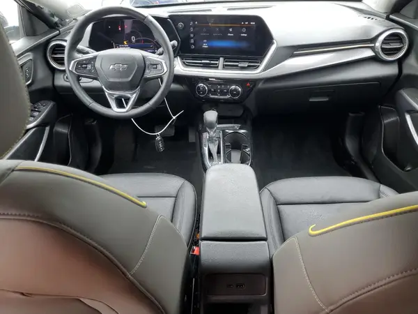 KL77LKEP9SC020933 2025 CHEVROLET TRAX - Image 8