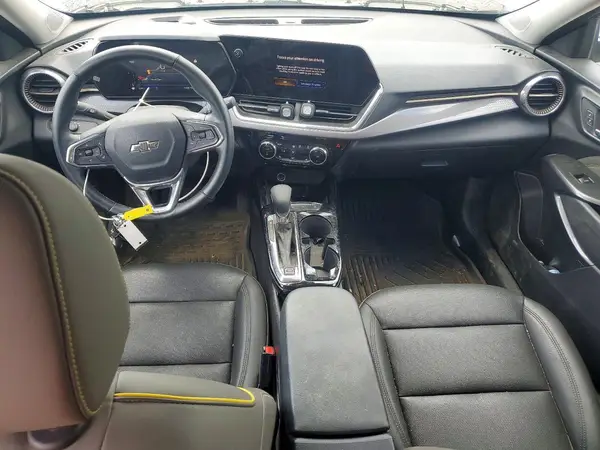 KL77LKEP9SC053589 2025 CHEVROLET TRAX - Image 8