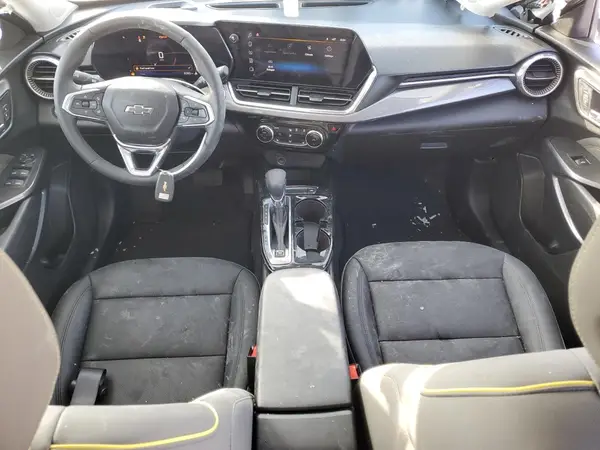 KL77LKEP9SC056802 2025 CHEVROLET TRAX - Image 8