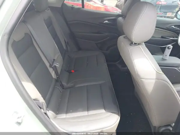 KL77LKEP9SC080923 2025 CHEVROLET TRAX - Image 8