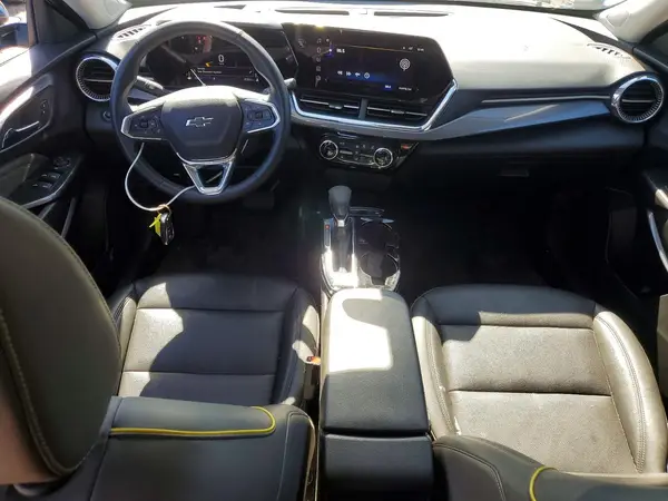 KL77LKEP9SC089802 2025 CHEVROLET TRAX - Image 8