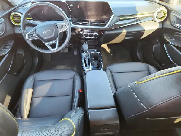 KL77LKEP9SC096961 2025 CHEVROLET TRAX - Image 8