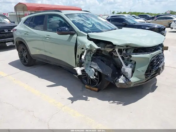 KL77LKEP9SC101429 2025 CHEVROLET TRAX - Image 1