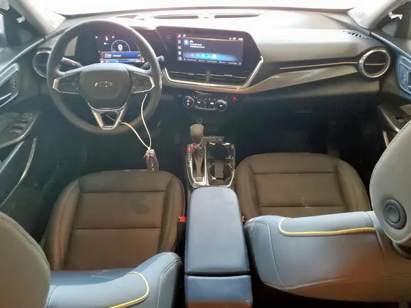 KL77LKEP9SC204656 2025 CHEVROLET TRAX - Image 8