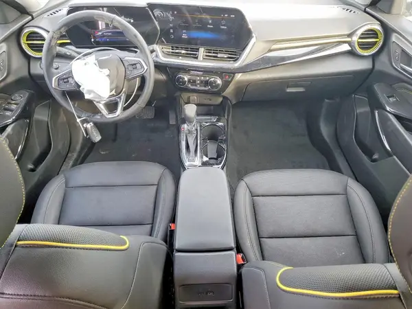 KL77LKEP9SC208903 2025 CHEVROLET TRAX - Image 8