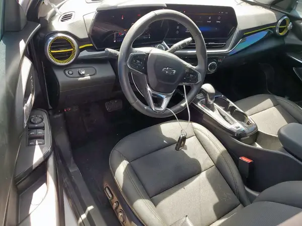 KL77LKEP9SC257020 2025 CHEVROLET TRAX - Image 8