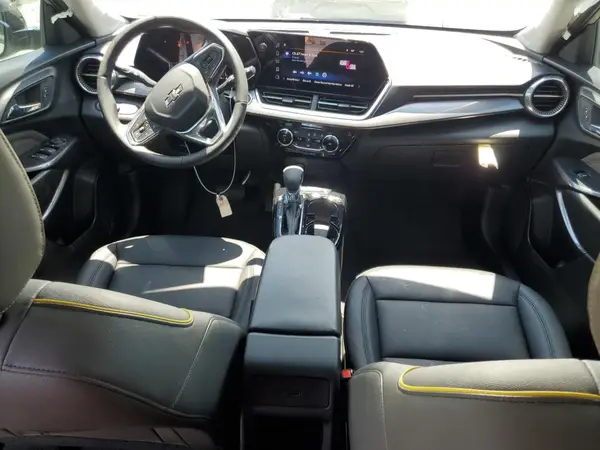 KL77LKEP9SC258913 2025 CHEVROLET TRAX - Image 8