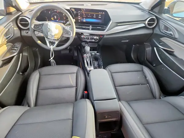 KL77LKEP9SC271788 2025 CHEVROLET TRAX - Image 8