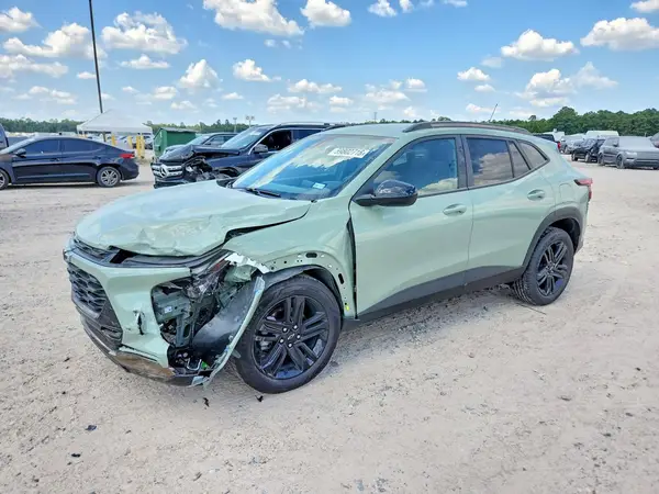 KL77LKEP9SC277283 2025 CHEVROLET TRAX - Image 1