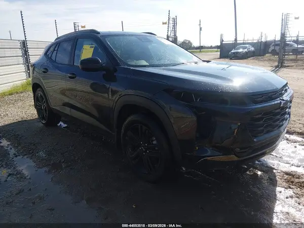 KL77LKEP9SC300044 2025 CHEVROLET TRAX - Image 1