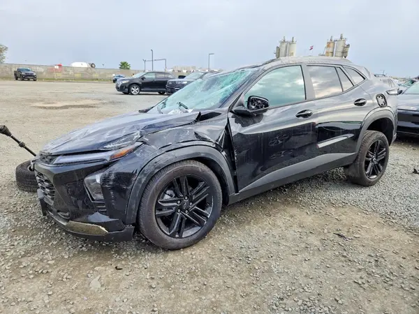 KL77LKEP9SC328507 2025 CHEVROLET TRAX - Image 1