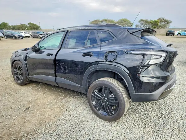 KL77LKEP9SC328507 2025 CHEVROLET TRAX - Image 2