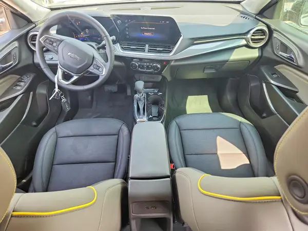 KL77LKEP9TC044229 2026 CHEVROLET TRAX - Image 8