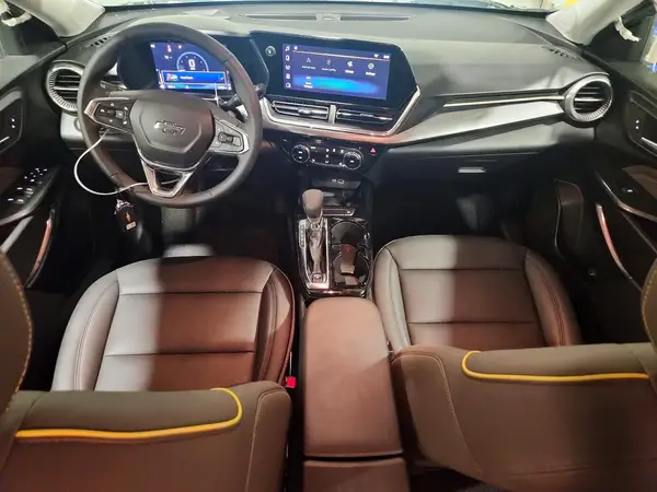 KL77LKEP9TC062424 2026 CHEVROLET TRAX - Image 8