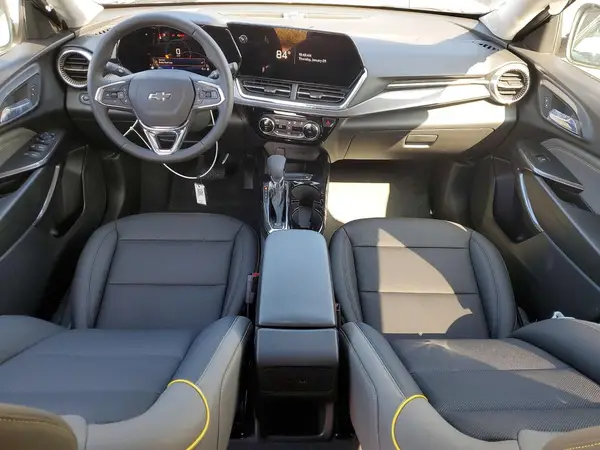 KL77LKEP9TC063069 2026 CHEVROLET TRAX - Image 8